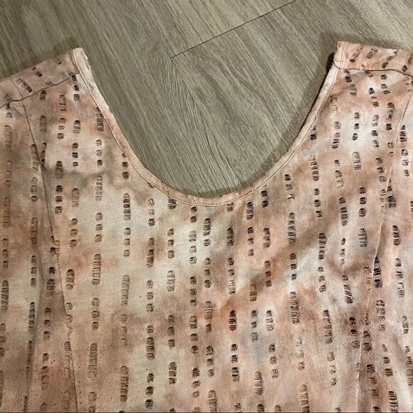 BCBGeneration large distressed blouse - Picture 3 of 8